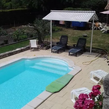 Grange Voutee Avec Jardin Ман