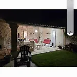 Grange Voutee Avec Jardin Mane