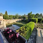 Grange Voutee Avec Jardin Mane