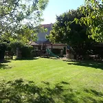 Grange Voutee Avec Jardin