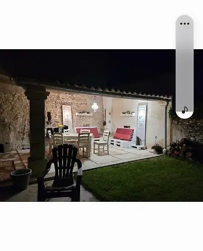 Grange Voutee Avec Jardin 마네